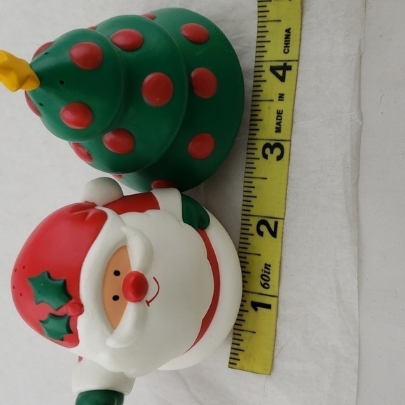 SANTA & Christmas Tree Salt & Pepper Shaker Unused Plastic Vintage - Picture 7 of 7